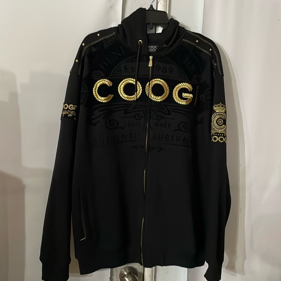 COOGI Other - Vintage Congo man’s sweatshirt black size XL. Selling for my son. Look at pics